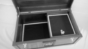 rcmp_trunk_accessories_black_and_white