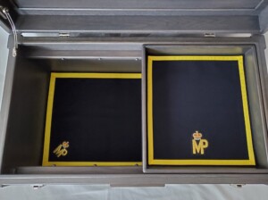 trunk-liner-MP-crests-half-tray